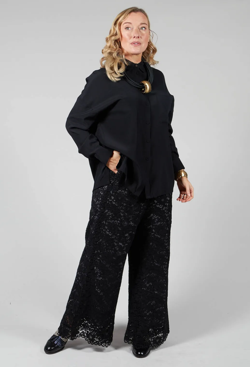 Silk Blouse in Nero