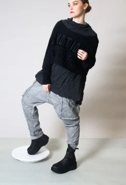 Skinny Trousers with Bleached Stitching in Pencil Cloud