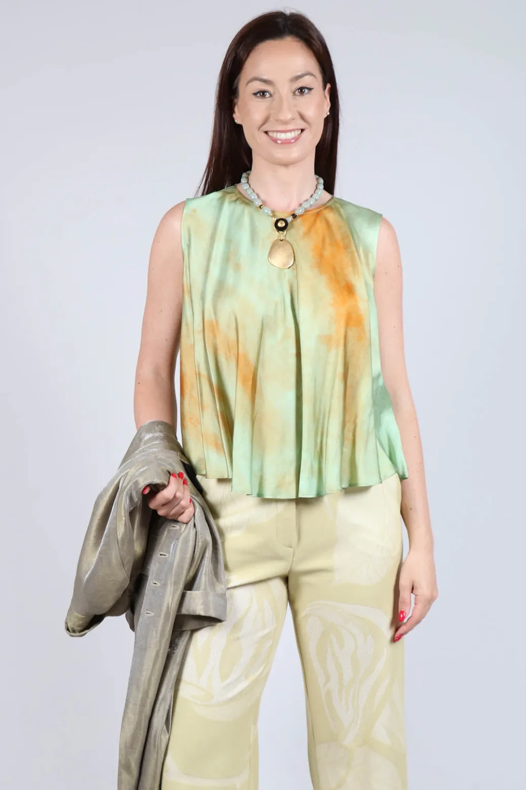 Sleeveless Blouse in Tie Dye Print