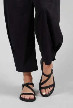 Slim Strap Sandals in Gasoline Nero