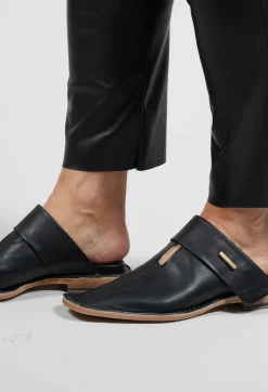 Slip On Shoes in Nero