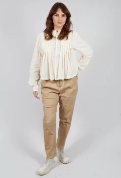 Straight Leg Trousers in Beige