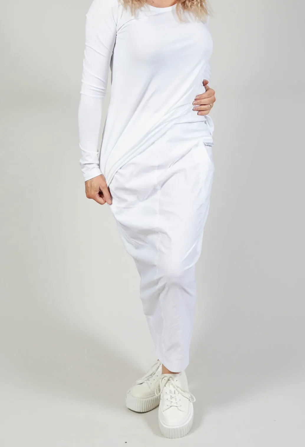 Stretch Fit Pencil Skirt in White