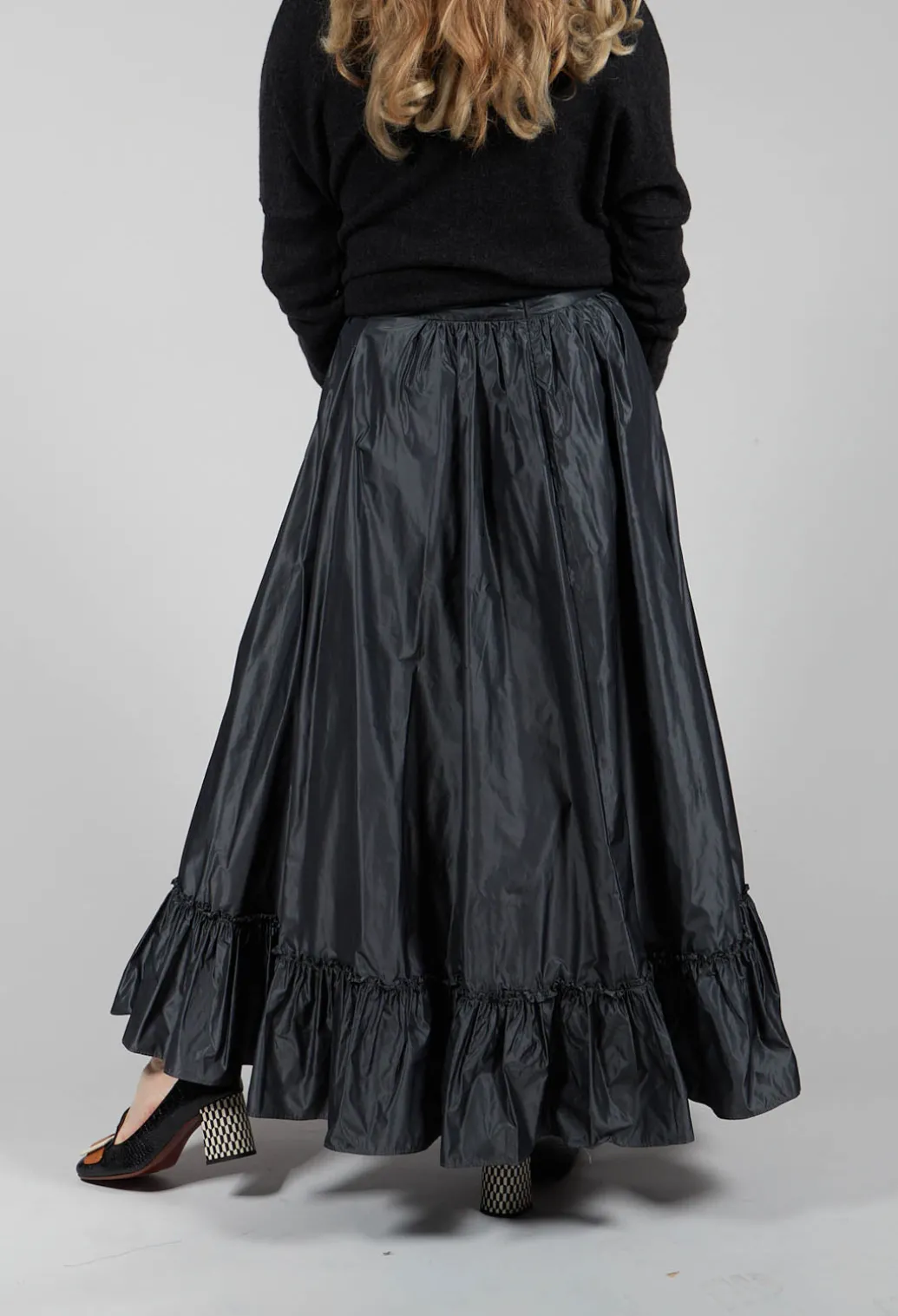 Taffeta Frill Hem Skirt in Obsidian Grey