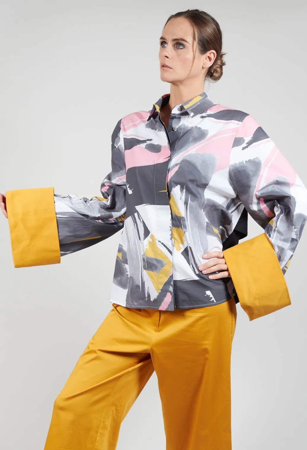 Tailored Shirt with Large Cuffs in Aneko / Mustard