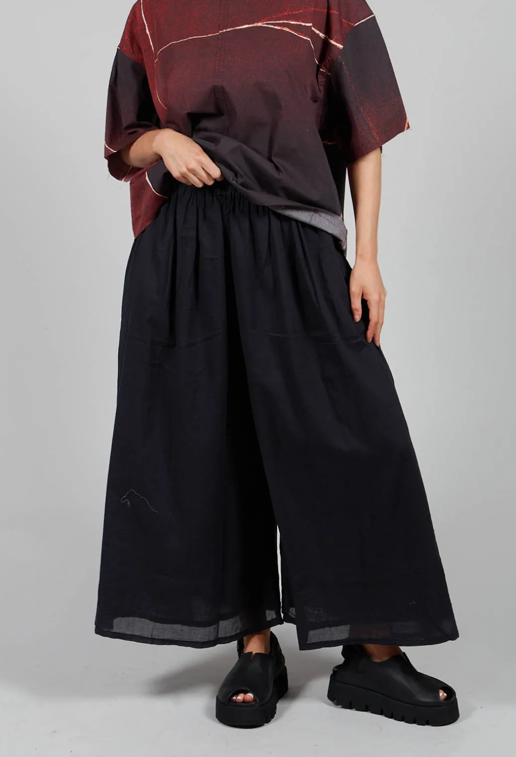 Tanto Trousers in Off Black