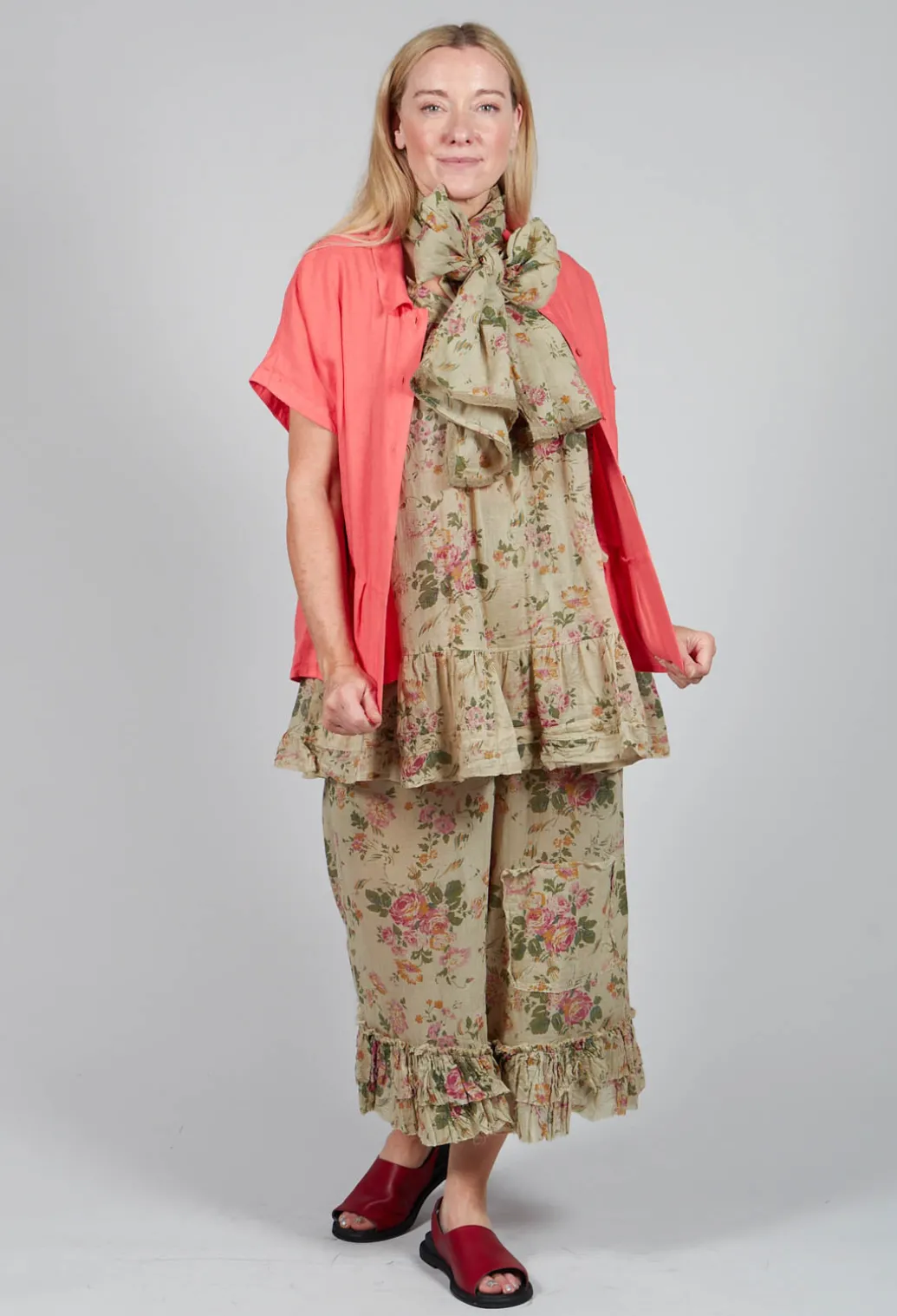 Teva Top in Almond Flowers