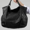 Textured Leather Bag Pharis with Removable Shoulder Strap in Nero