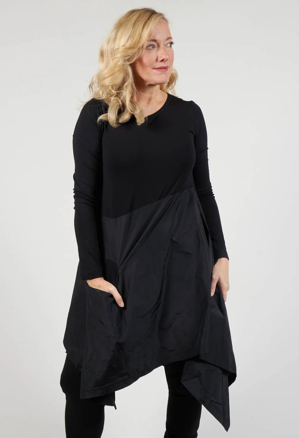 Tunic Bise In Black