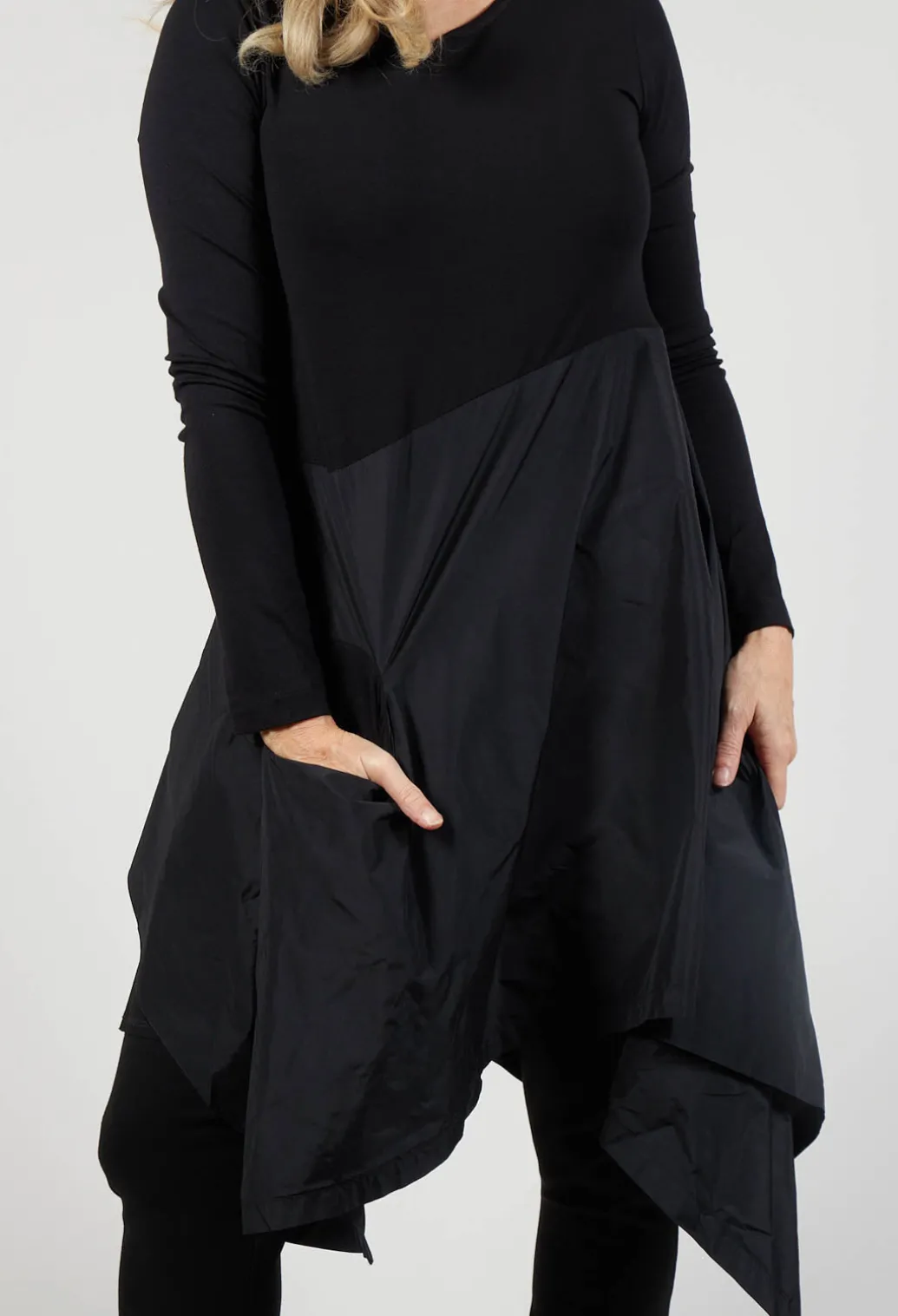 Tunic Bise In Black