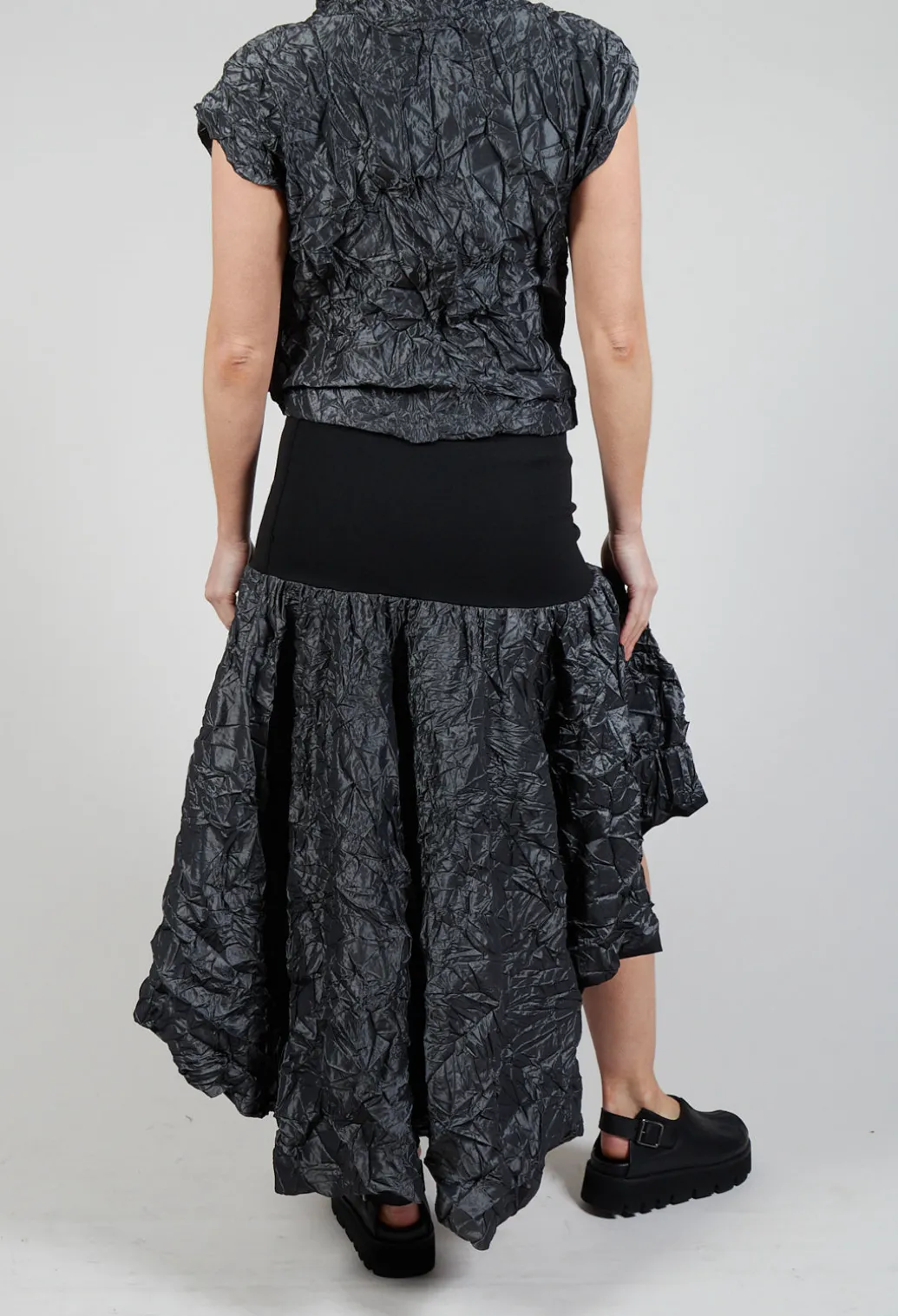 Vise Skirt in Black Grey