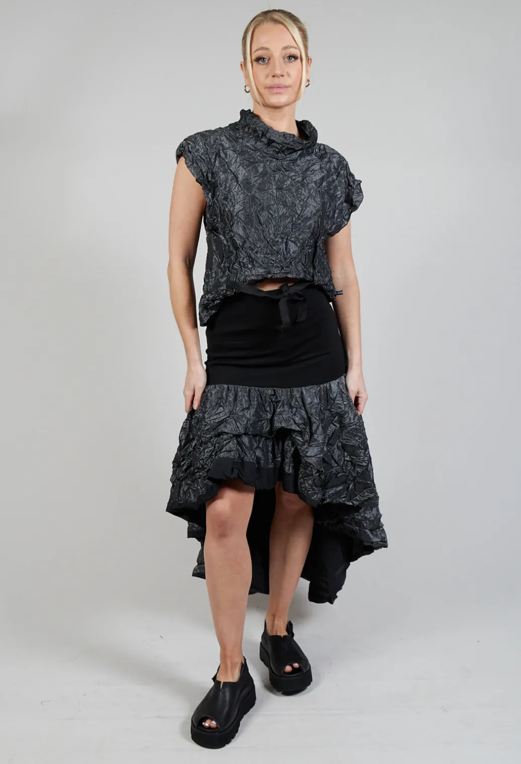 Vise Skirt in Black Grey