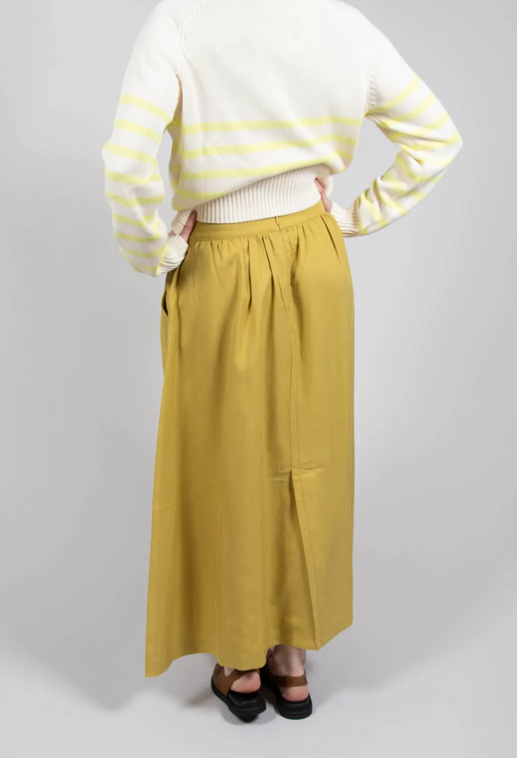 Yokoalf Skirt in Green Yellow