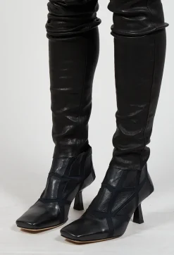 Yuko Kitten Heel Boot in Nero