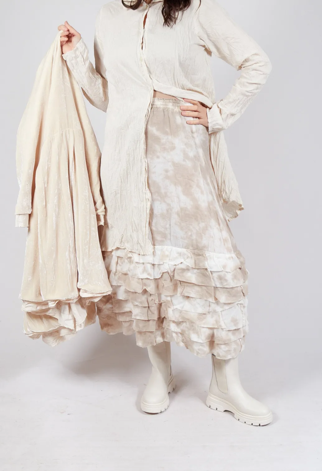 Zentralknapp Skirt in Karton Beige