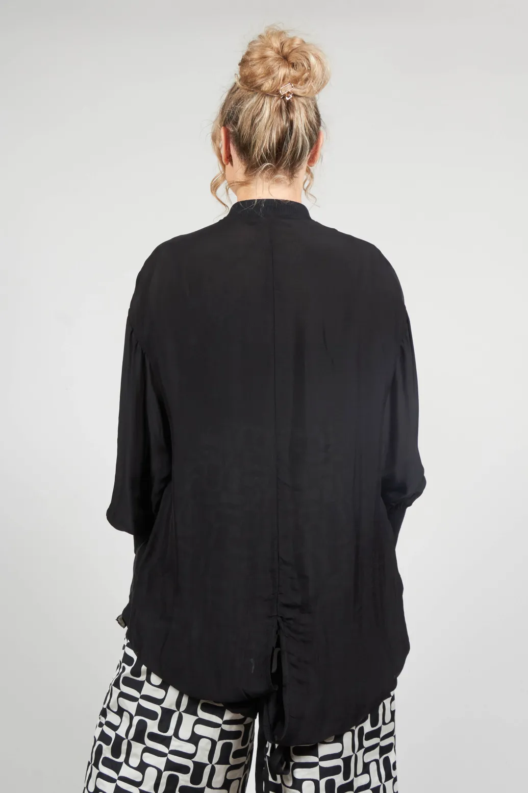 Zip Up Silk Blend Bomber Jacket in Nero